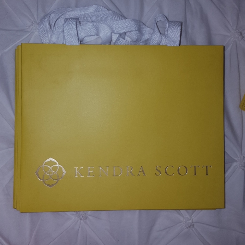 Lot of 4 Kendra Scott gift bags